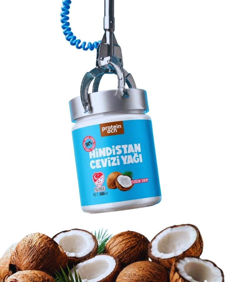 Vinç kancasıyla taşınan Protein Ocean hindistan cevizi yağı ambalajı ve hindistan cevizi görselleri
